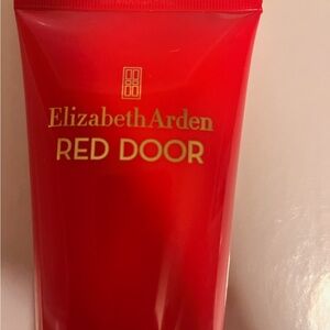 Elizabeth Arden Red Door Body Wash - Vibrant Red